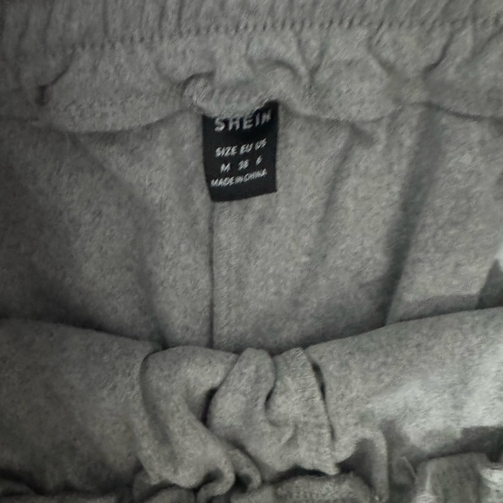SHEIN Gray Ruffled Sweatpants - Picture 3 of 3